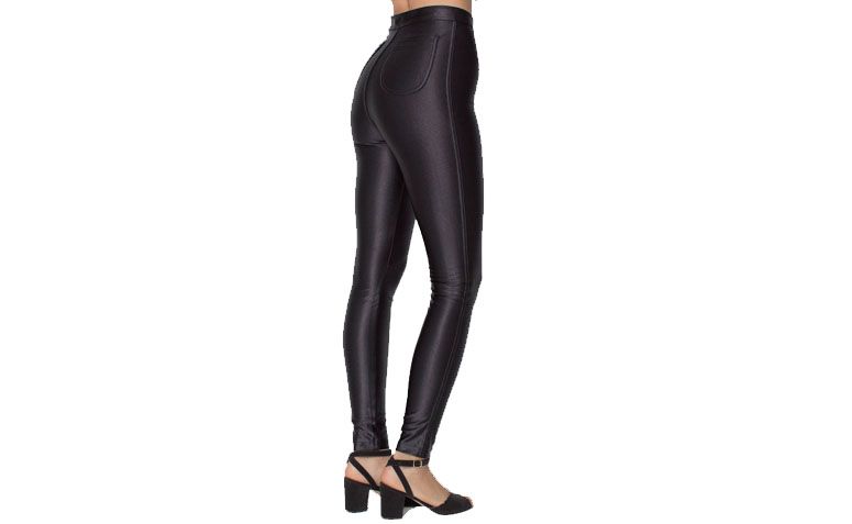 Legging de cintura alta The Disco Pant por R$285 na <a href="http://store.americanapparel.com.br/rsaah300.html" target="_blank">American Apparel</a>