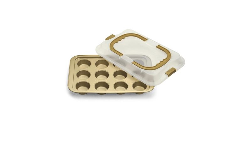 Forma para 12 bolinhos com tampa por R$199,90 na <a href="http://www.americanas.com.br/produto/9510567/forma-para-12-bolinhos-com-tampa-dolce-chef-bialetti-38x25cm#informacoes-tecnicas" target="_blank">Americanas</a>