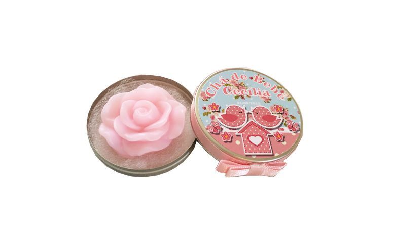 Lata de sabonete miniatura por R$2,60 na <a href="http://www.elo7.com.br/lembrancinha-para-cha-de-bebe/dp/53126F#hsn=0&df=d&uso=d&smk=0&pso=up&osbt=b-o&srq=1&sv=0" target="_blank">Elo7</a>