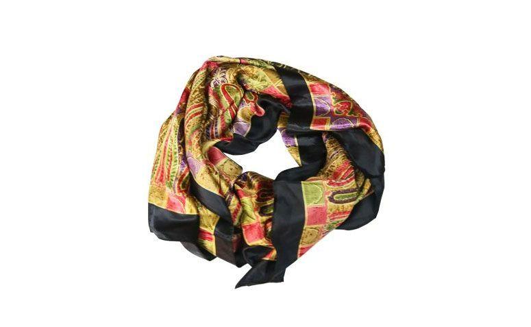 Lenço estilo indiano por R$25 na <a href="http://www.lavalentina.com.br/prod/891/lenco-indian-style" target="_blank">La Valentina</a>