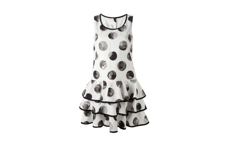 Vestido baby doll com estampa de poá por R$4.824 na <a href="http://ad.zanox.com/ppc/?29469493C40749417&ULP=[[http://www.farfetch.com/br/shopping/women/dolce-gabbana-vestido-evase-com-poas-item-10949677.aspx?utm_source=zanox&utm_medium=link&utm_campaign=deeplink_generator]]" target="_blank">Farfetch</a>