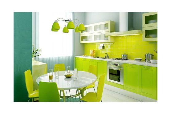 Color blocking verde é opção para quem gosta de ser ousado.