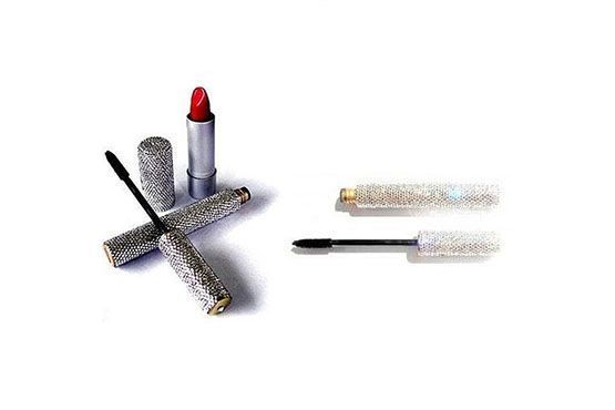 Kit H. Couture com mascara para cílios e batom. Preço: 14 milhões de dólares. O rímel tem 2,5 mil diamantes azuis e o batom 1,2 mil diamantes rosas e ouro 18 quilates.