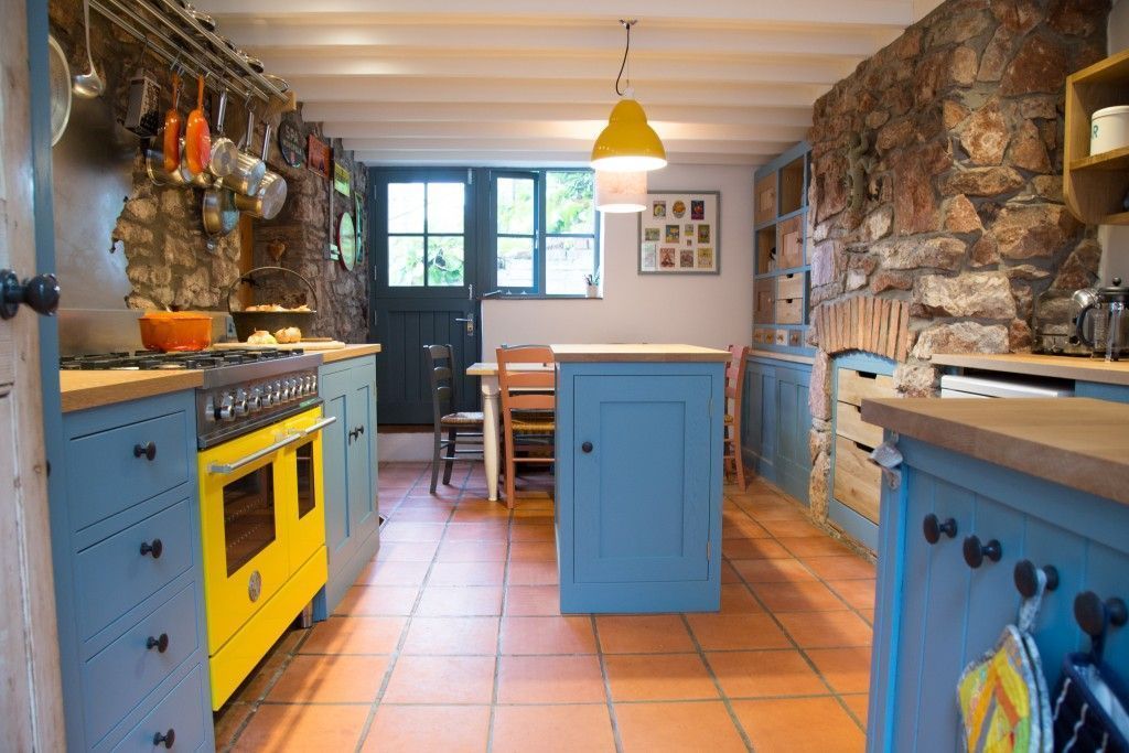 Foto: Reprodução / <a href="http://sustainablekitchens.co.uk/playful-shaker-kitchen/" target="_blank">Sustainable Kitchens</a>