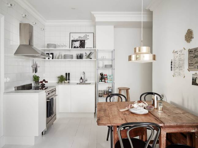 Foto: Reprodução / <a href="http://www.planete-deco.fr/2014/12/31/les-petites-surfaces-du-jour-un-interieur-laiteux/" target="_blank">Planete deco</a>