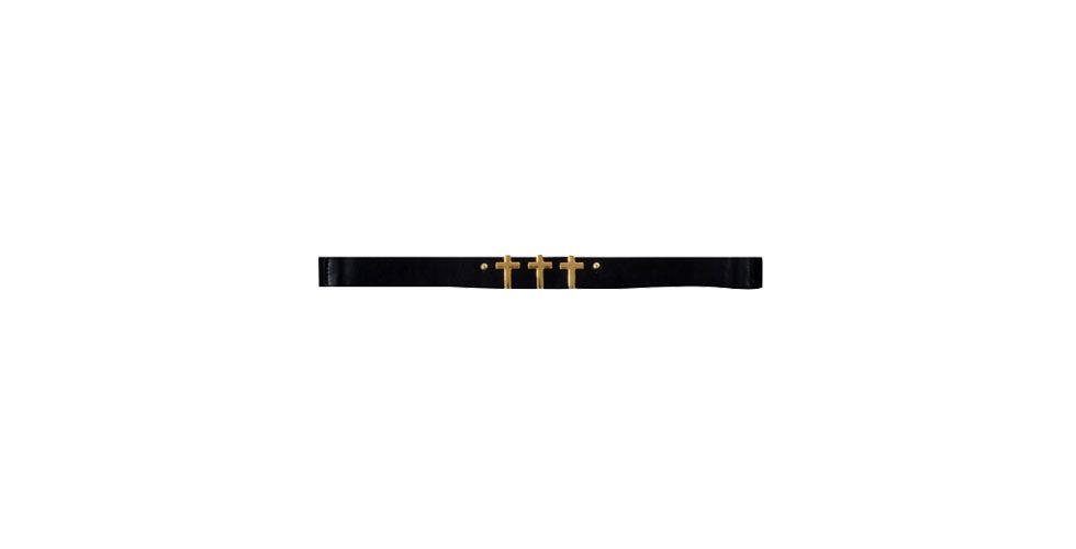 <p>Cinto preto com detalhes de cruzes douradas – Coleção 284 paraC&A por R$39,90 na Loja C&A.</p>