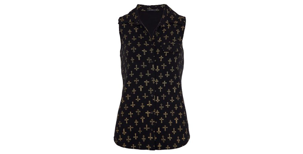 <p>Camisa manga curta estampada com cruzes douradas – FiveBlu por R$129 na Loja Dafiti.</p>