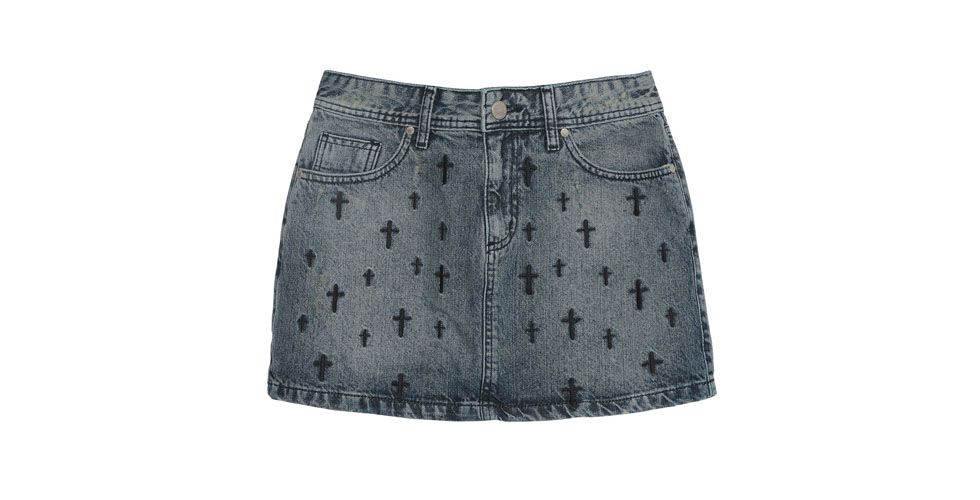 <p>Saia jeans com detalhes de cruz – Costume por R$209 na Loja OQvestir.</p>