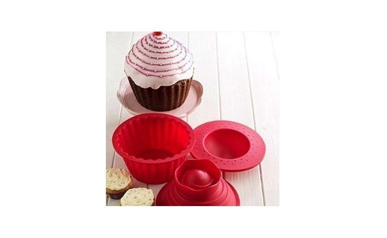 Forma cupcake gigante por R$40,80 na <a href="http://www.reveetsucre.com.br/forma-cupcake-gigante-frete-gratis-pr-74-375684.htm" target="blank_">Revê et Sucré</a>