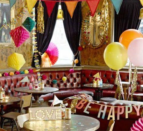 Foto: Reprodução / <a href="http://thehenplanner.com/hen-party-trend-colour-popping-fun/" target="blank_">The Hen Planner</a>