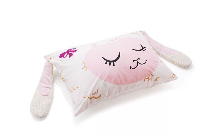 Sarung bantal domba untuk $ 49,90 di Imaginarium yang
