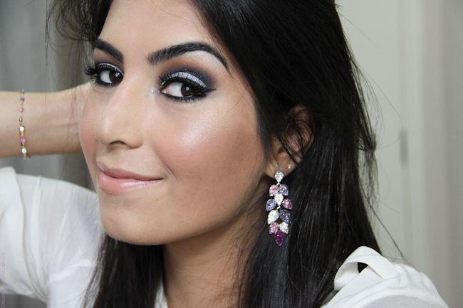 Foto: Reprodução / <a href="http://www.borboletasnacarteira.com.br/tutorial/tv-bnc-carnaval-gliterinado/" target="_blank">Borboletas na Carteira</a>