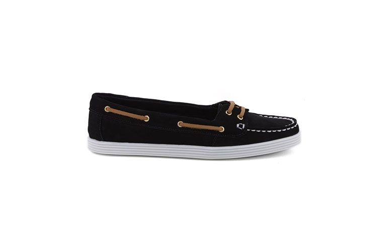 Dockside preto por R$199,90 na <a href="https://www.arezzo.com.br/sapatos/docksides/dockside-bluemarine-preto/p/1014200010015U" target="blank_">Arezzo</a>