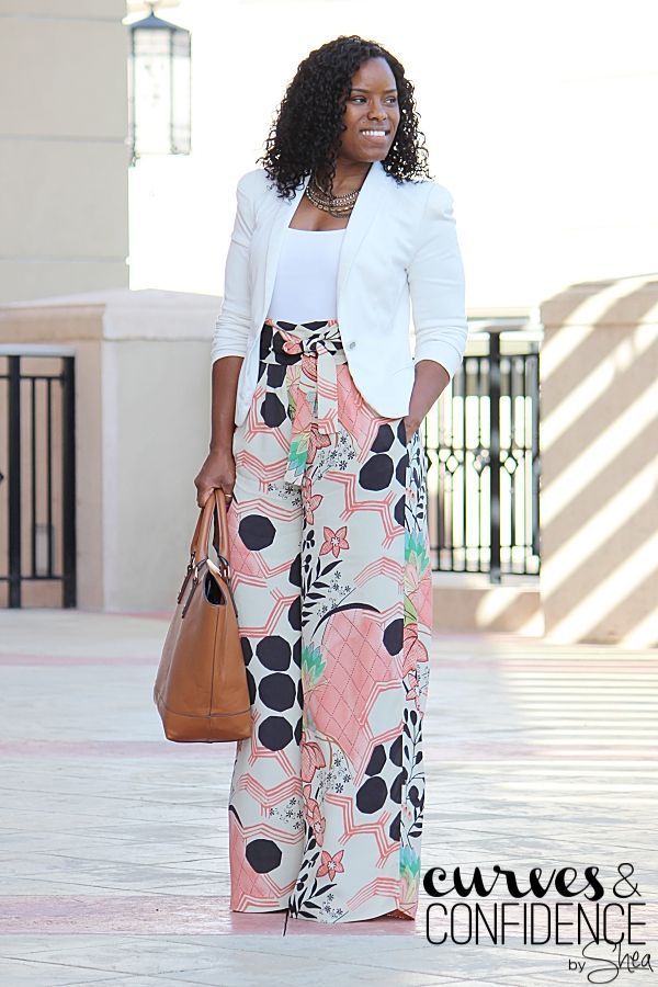Foto: Reprodução / <a href="http://www.curvesandconfidence.com/2015/08/zara-wide-leg-floral-pants.html" target="_blank">Curves and Confidence</a>