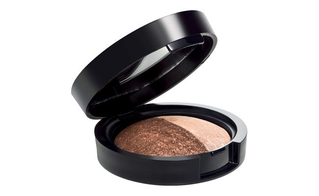 <p>Natura Una Coleção Expressões De Verão Duo De Sombras Alta Cintilância por R$52 na loja <a href="http://naturabrasil.submarino.com.br/detail/index.site?pid=24169705&cid=79576&pcid=79540" target="blank_">Natura</a> ou com revendedoras</p>