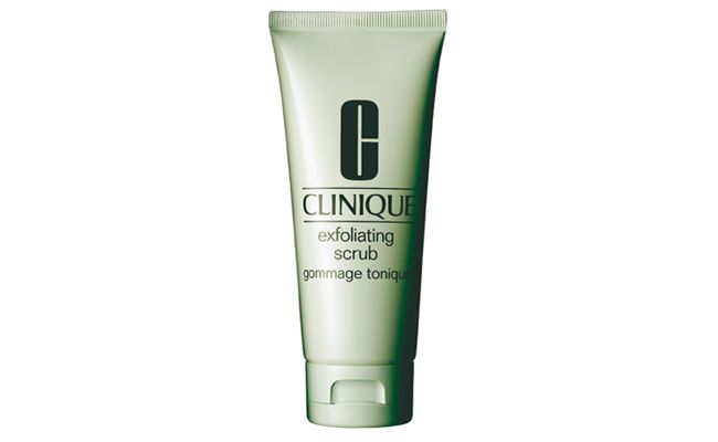 Exfoliating Scrub Clinique por R$119 na <a href="http://www.sephora.com.br/site/produto.asp?idproduto=638" target="_blank">Sephora</a>