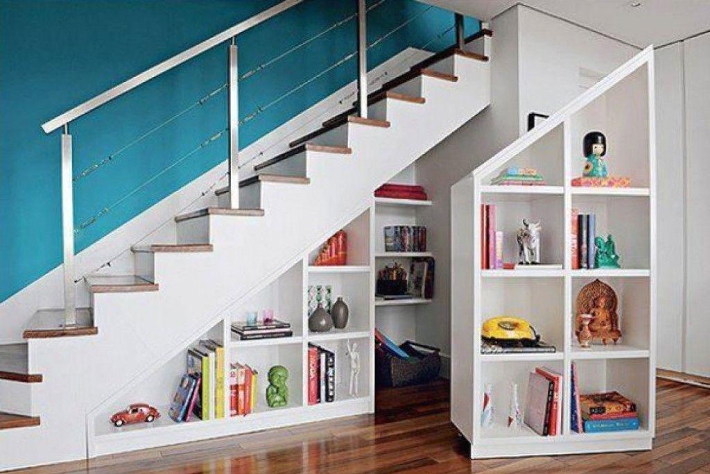 Foto: Reprodução / <a href="http://potr.dssoundlabs.com/under-stairs-closet-storage-ideas/" target="_blank">Stair Design Ideas</a>