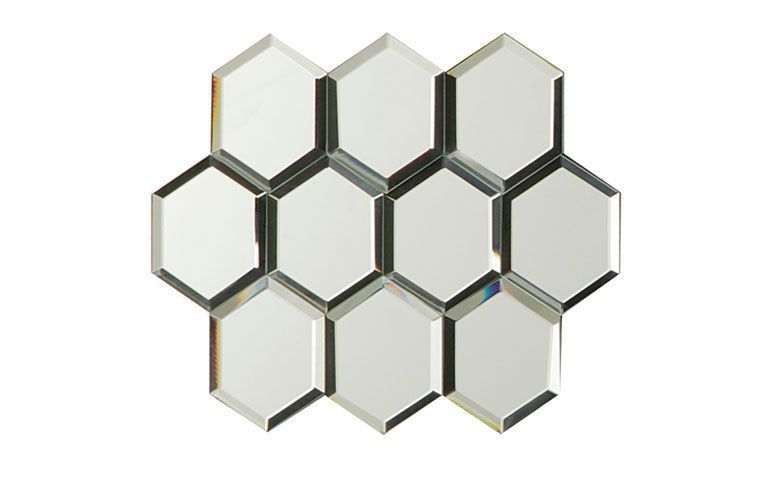 Espelho beehive por R$ 46,90 na <a href="http://www.tokstok.com.br/vitrine/produto.jsf?idItem=113274&bc=1406" target="_blank">Tok Stok</a>