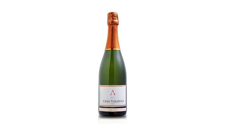 Sparkling Casa Valduga Brut Art by R $ 45.43 in the US