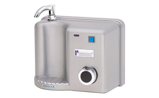 Purificador e Ozonizador de Água Ricozon Arujá Titaniun por R$245,90 na <a href="http://www.americanas.com.br/produto/6836241/purificador-e-ozonizador-de-agua-ricozon-aruja-titaniun" target="blank_">Americanas</a>