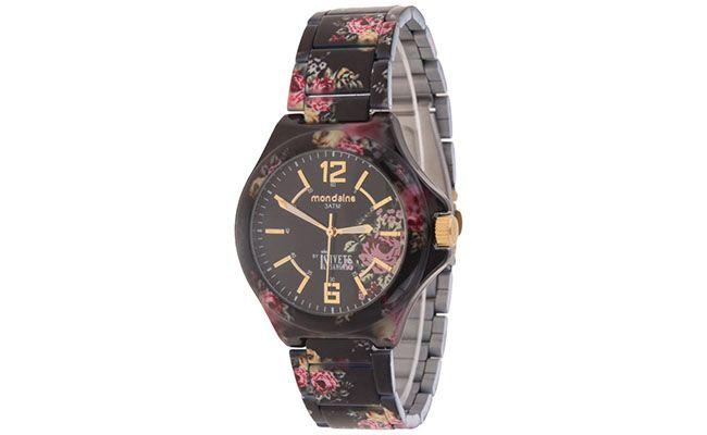 Relógio Mondaine por R$196 na <a href="http://www.glamour.com.br/relogio-de-pulso-mondaine-analogico-floral-preto-ivete-sangalo-199927/p" target="blank_">Glamour</a>