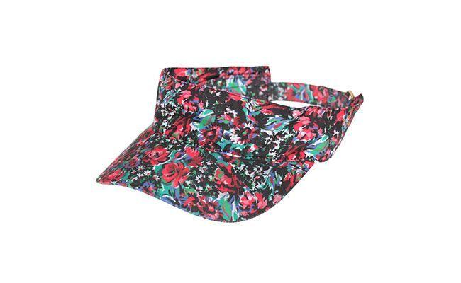 Viseira Salinas por R$89 na <a href="http://www.fashiondelivery.com.br/viseira-salinas-suzy-diversas-185299/p" target="blank_">Fashion Delivery</a>