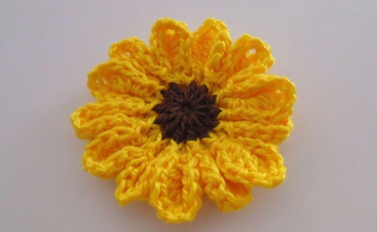 Girassol em crochê por R$6,00 no <a href="http://www.elo7.com.br/flor-de-croche-girassol/dp/5D2C75#df=d&fatc=1&uso=d&fvip=1" target="blank_">Elo7</a>