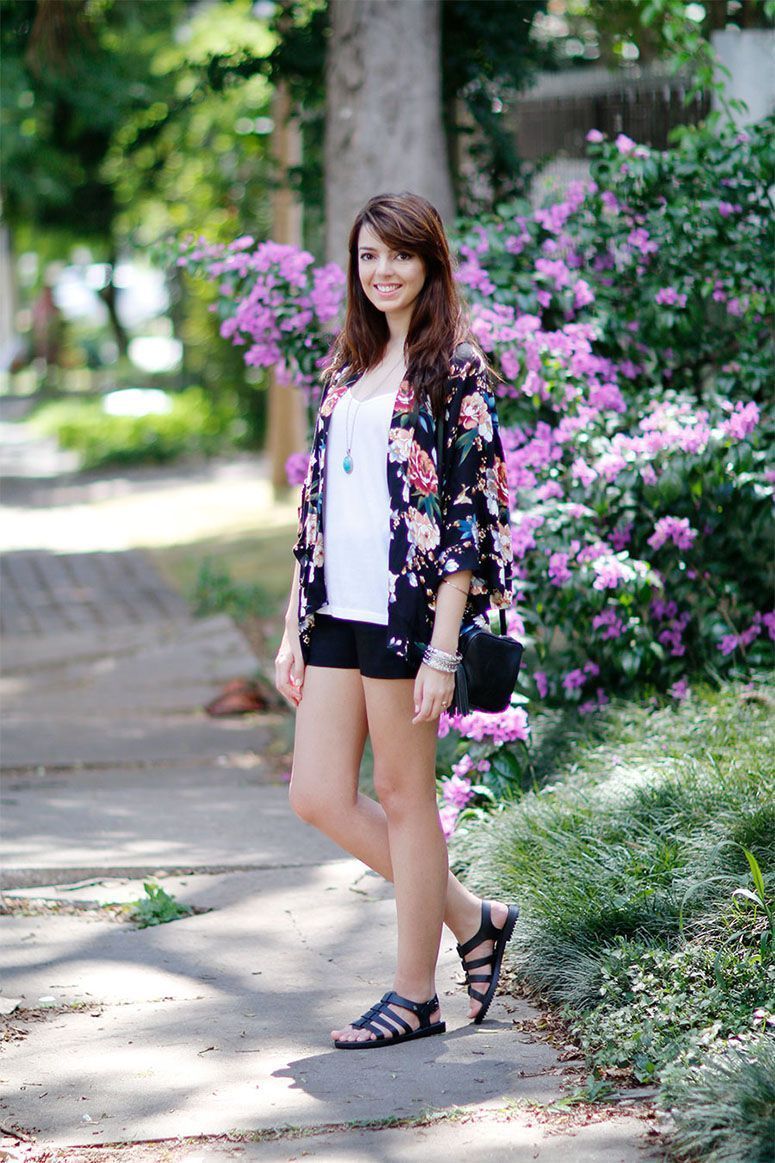 Foto: Reprodução / <a href="http://www.justlia.com.br/2014/12/look-do-dia-short-e-quimono/" target="_blank">Just Lia</a>