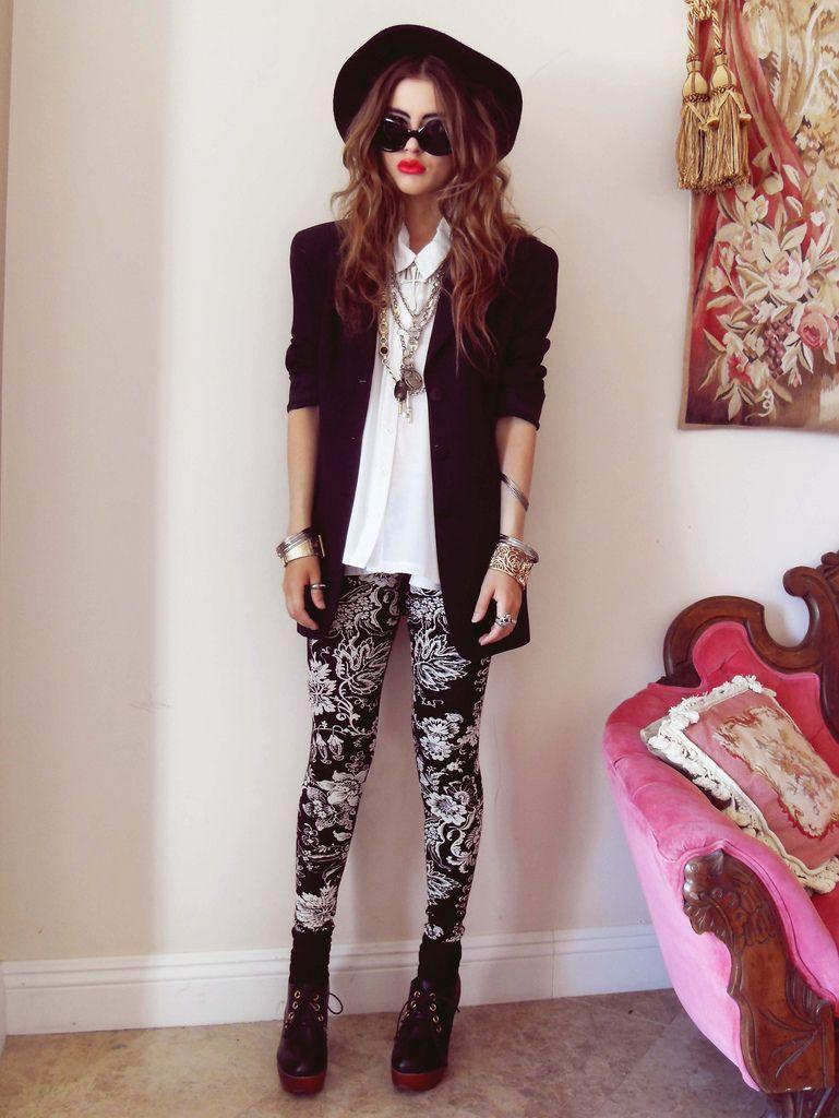 Foto: Reprodução / <a href="http://ftbh.blogspot.com.br/2012/06/floral-lagerfeld.html" target="_blank">Fated to be Hated</a>