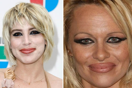 Dani Carlos e Pamela Anderson exageraram no lápis para os lábios. O traço ficou grosseiro e a cor do batom não combinou