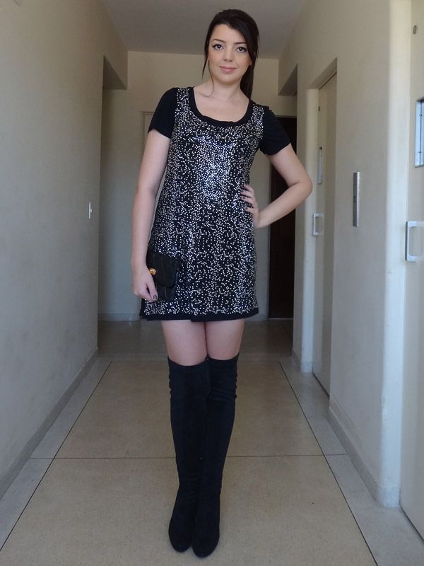 Reprodução / <a href="http://www.justlia.com.br/2011/09/look-do-dia-vestido-com-aplicacoes-promocao-te-quiero/" target="_blank">Just Lia</a>