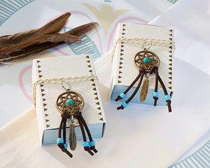 Caixa com apanhadores de sonho Foto: Reprodução / <a href="http://www.myweddingfavors.com/dreamcatcher-fabric-favor-boxes.html" target="_blank">My Wedding Favors</a>