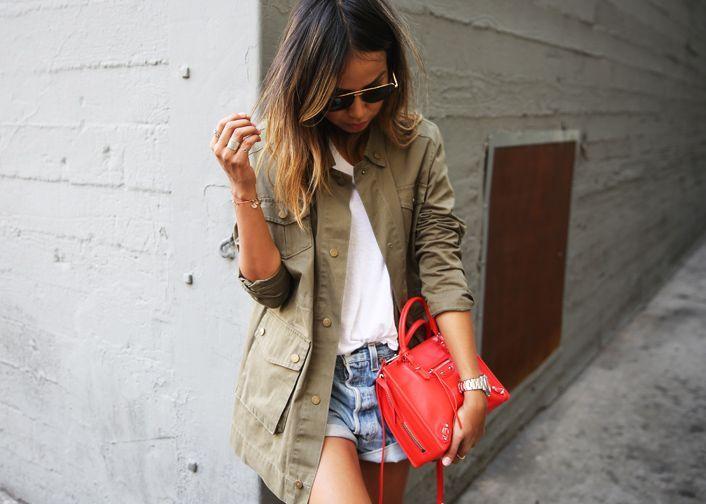 Foto: Reprodução / <a href="http://sincerelyjules.com/2015/04/sincerely-jules-military-jacket.html" target="_blank">Sincerely Jules</a>
