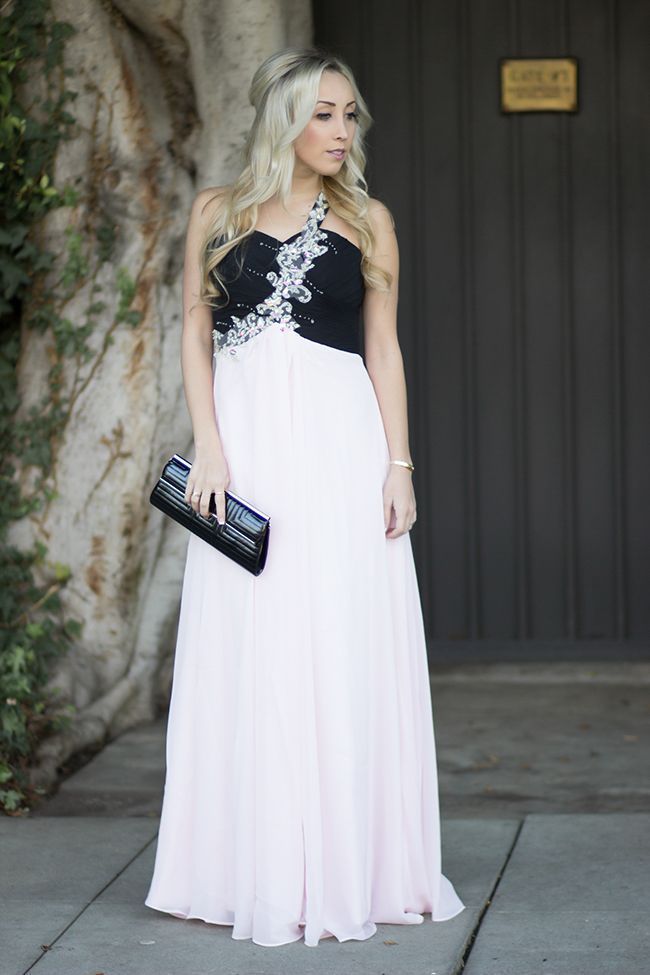 Foto: Reprodução / <a href="http://styledbyblondie.com/2015/01/promtimes/" target="_blank">Styled By Blondie</a>