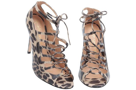 <p>Sandália gladiadora - Luiza Barcelos por R$467 na Loja OQvestir. </p>