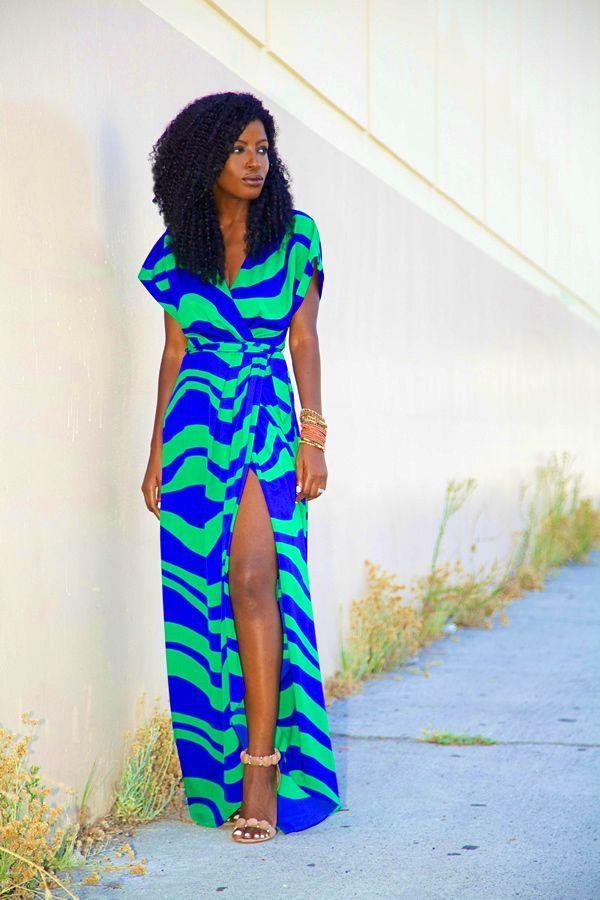 Foto: Reprodução / <a href="http://stylepantry.com/2013/09/06/faux-wrap-maxi-dress/" target="_blank">Style Pantry</a>