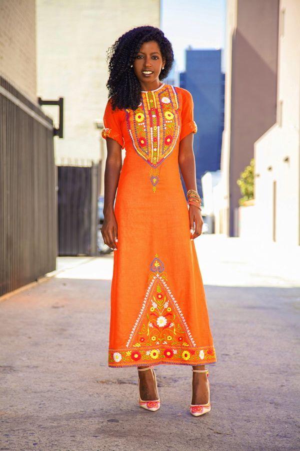 Foto: Reprodução / <a href="http://stylepantry.com/2013/09/04/vintage-embroidered-dress/" target="_blank">Style Pantry</a>