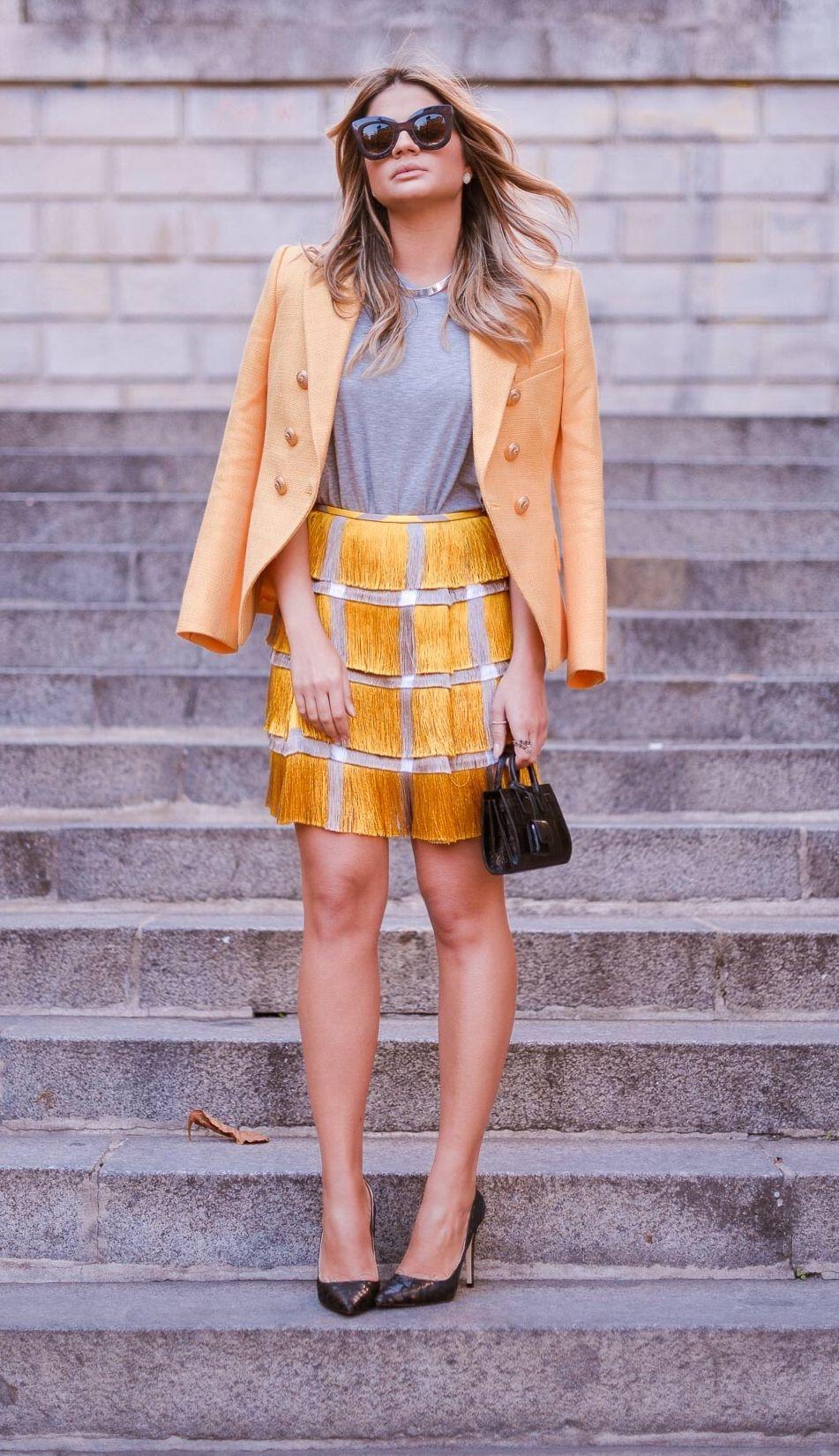 Foto: Reprodução / <a href="http://www.blogdathassia.com.br/br/2015/10/01/thassiaemparis-about-yellow-look/#post" target="_blank">Blog da Thássia</a>