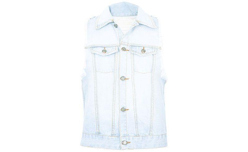 Colete jeans M. Officer por R$198,80 na <a href="http://www.dafiti.com.br/Colete-Jeans-M.-Officer-Myself-Azul-1511452.html?ng=1" target="blank_">Dafiti</a>