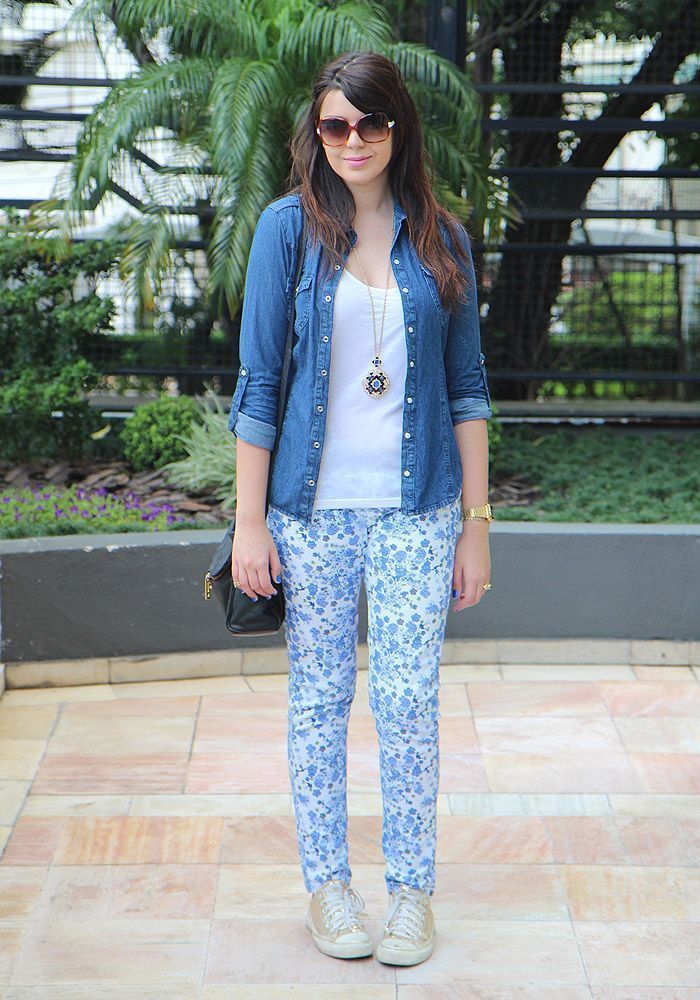 Foto: Reprodução / <a href="http://www.justlia.com.br/2013/01/look-do-dia-estampa-de-azulejo-portugues/" target="_blank">Just Lia</a>