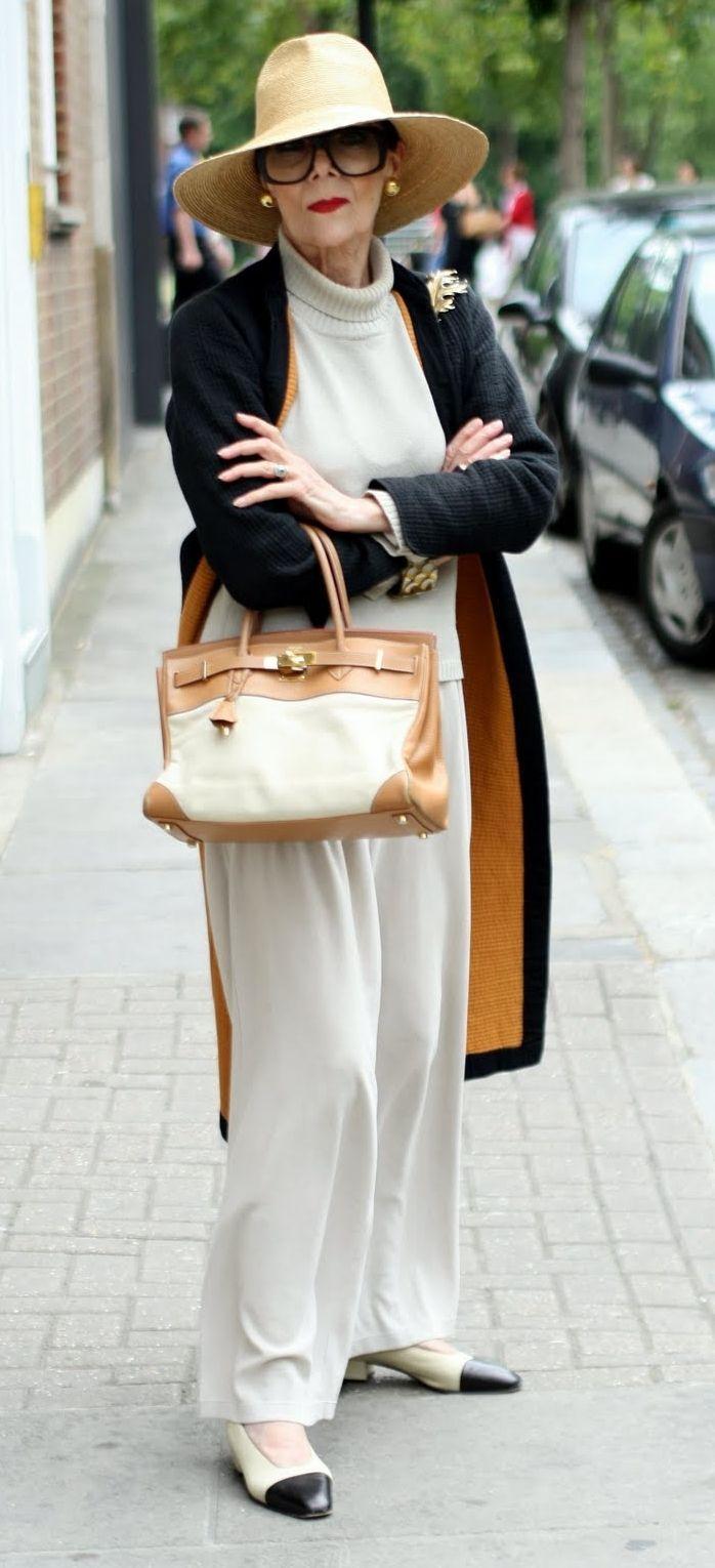 Foto: Reprodução / <a href="http://advancedstyle.blogspot.com.br/2010/07/gitte-lee-once-model-always-model.html" target="_blank"> Advanced Style </a>