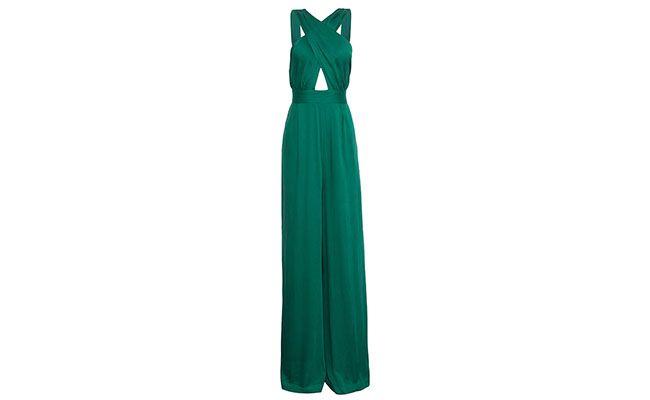 Macacão Farm por R$199 na <a href="http://www.oqvestir.com.br/macacao-longo-transpassado---verde-43590.aspx/p" target="blank_">Oqvestir</a>