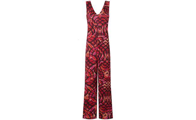 Macacão Lucidez por R$398,86 na <a href="http://www.capitollium.com.br/cat/calcas/23013.html" target="blank_">Capitollium</a>