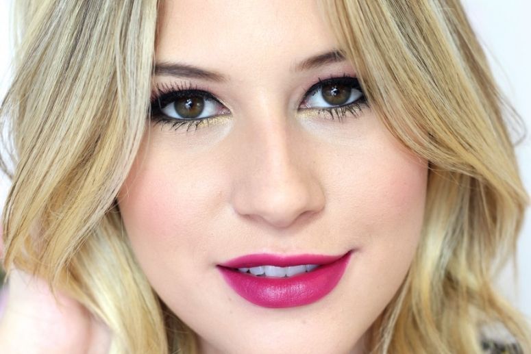 Foto: Reprodução / <a href="http://niinasecrets.com.br/2014/maquiagem-simples-para-o-natal/" target="_blank">Nina Secrets</a>