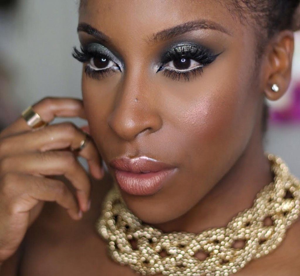 Foto: Reprodução / <a href="http://jackieaina.com/2014/10/26/tom-ford-sahara-haze/" target="_blank">Jackie Aina</a>