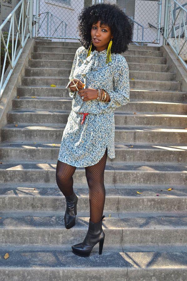 Foto: Reprodução / <a href="http://stylepantry.com/2011/10/13/faux-fur-vest-pussy-bow-dress-ankle-boots/comment-page-1/" target="_blank">Style Pantry</a>