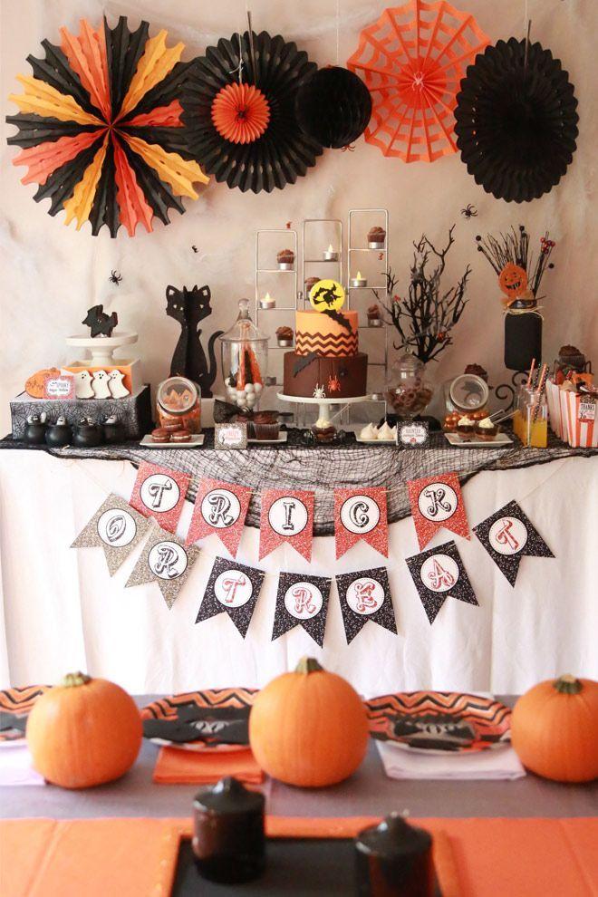 Foto: Reprodução / <a href="http://pizzazzerie.com/parties/childrens-parties/halloween-chocolate-bar-party/" target="_blank">Pizzazzerie</a>