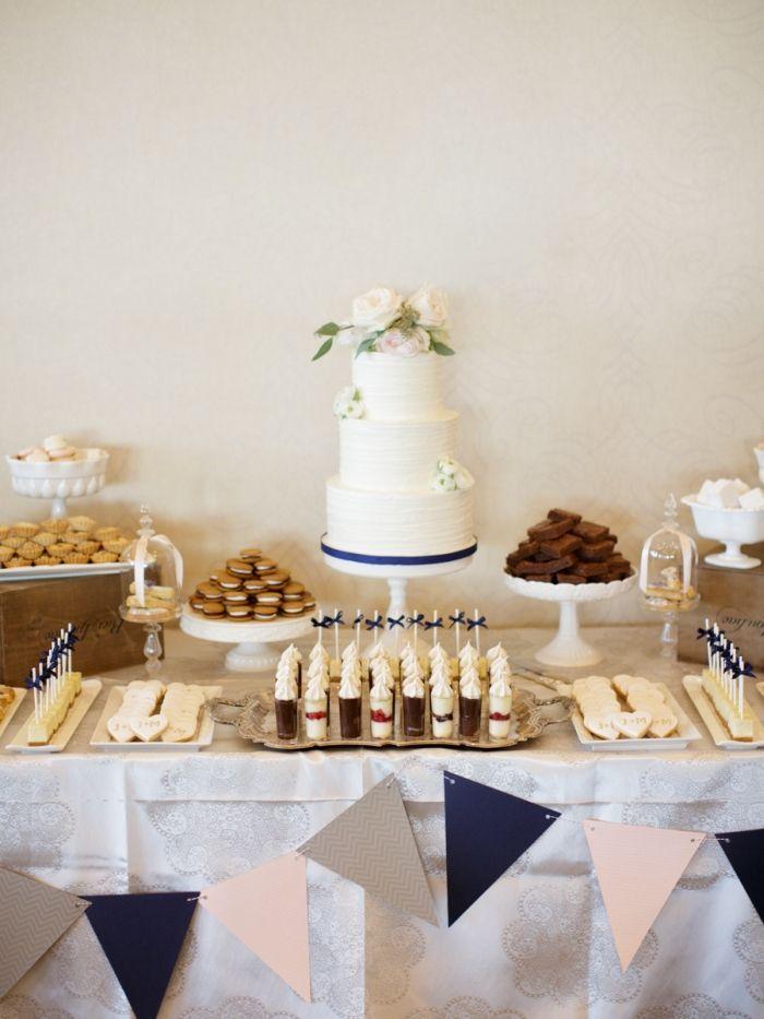 Foto: Reprodução / <a href="http://www.stylemepretty.com/2015/03/02/navy-ontario-golf-club-wedding/" target="_blank">Style me Pretty</a>