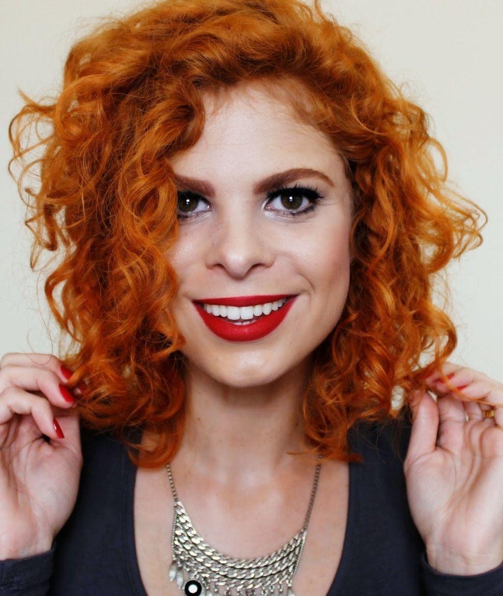 Foto: Reprodução / <a href="http://www.petitesvaidades.com/2015/03/tudo-sobre-meu-cabelo-ruivo-acobreado.html?fb_comment_id=890804374276421_1001585199865004#f1ad30cb8c" target="_blank">Petites Vaidades</a>