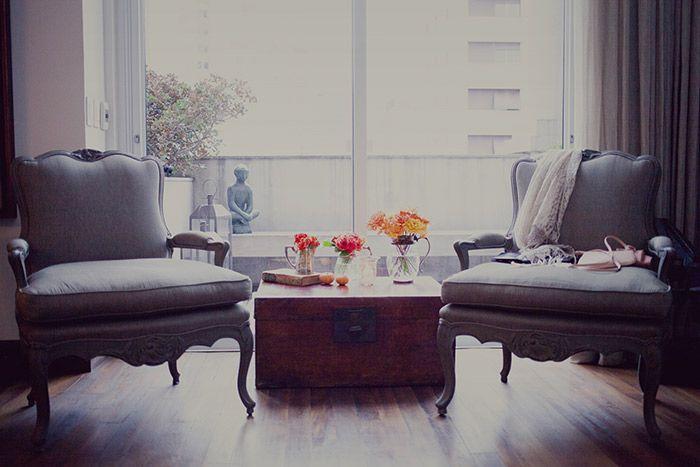 Foto: Reprodução / <a href="http://www.anoivadebotas.com.br/cinthia-jonas-mini-wedding-em-casa/" target="_blank">A noiva de botas</a>